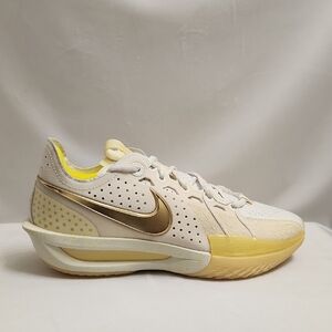 Nike  Air Zoom GT Cut 3 Jordan Poole Beach Sneakers (M Size 7)